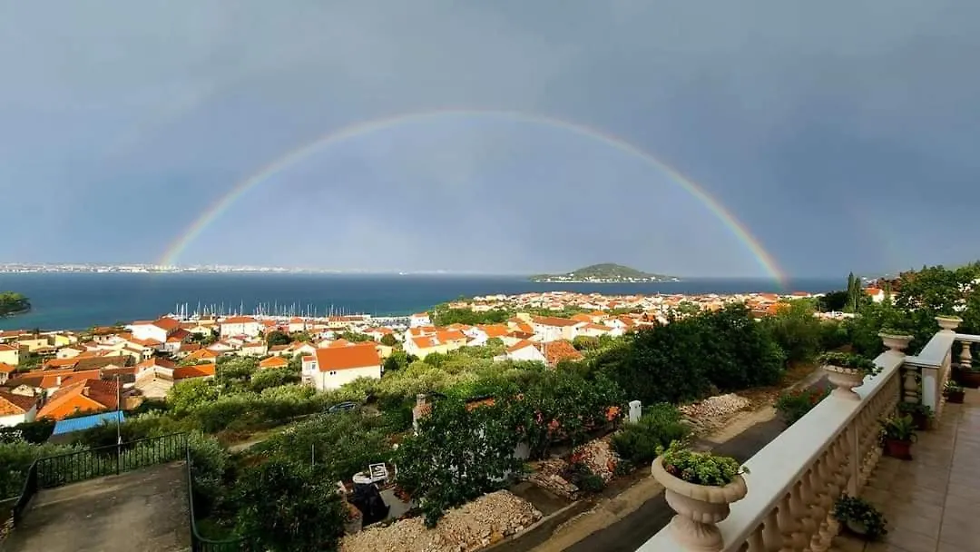 Relax Apartment Preko 0*,  Croatia