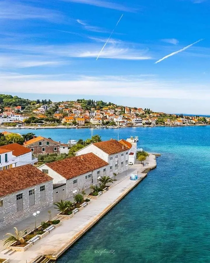 Relax Apartment Preko Croatia