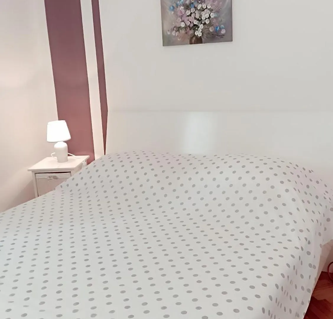 Relax Apartment Preko Croatia