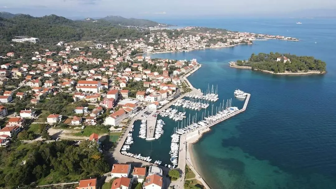 Relax Apartment Preko Croatia